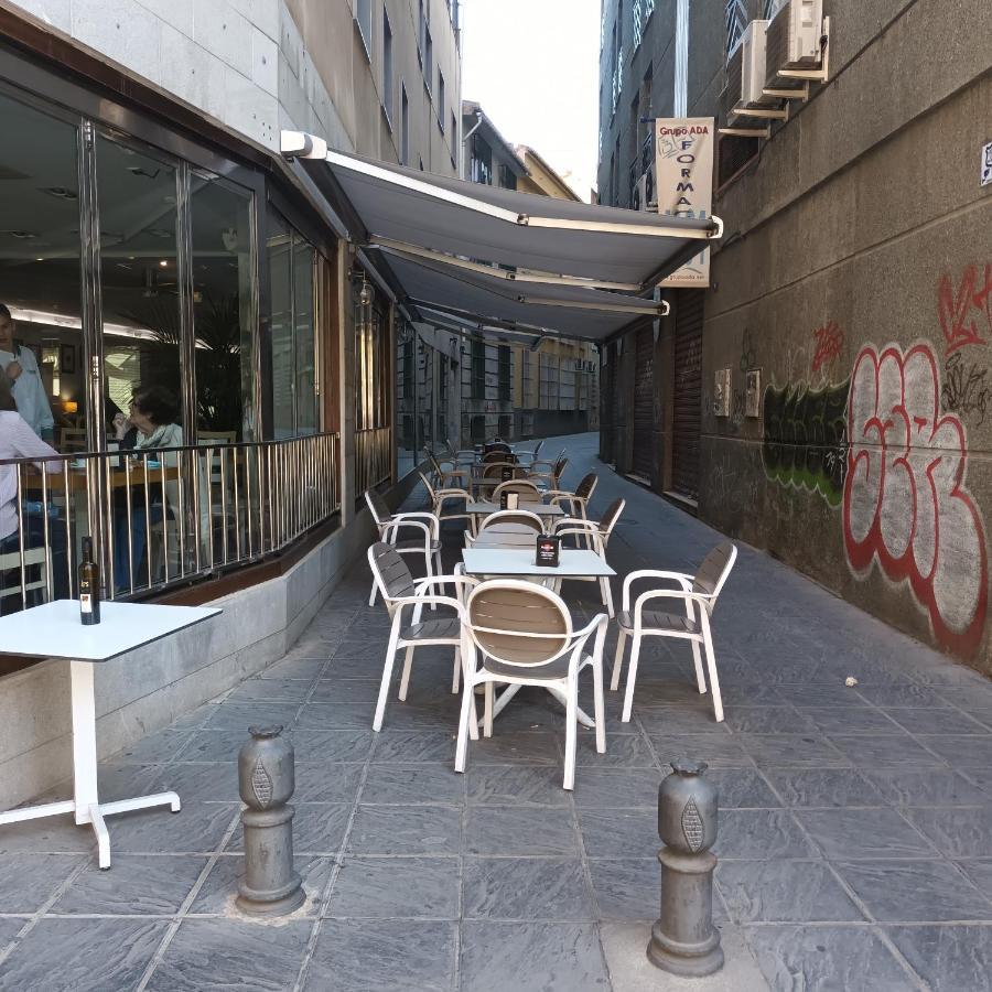 Piso En El Centro De Granada Con Garaje Incluido Gratis Lejlighed Eksteriør billede