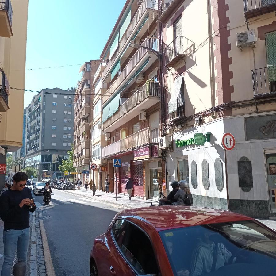 Piso En El Centro De Granada Con Garaje Incluido Gratis Lejlighed Eksteriør billede